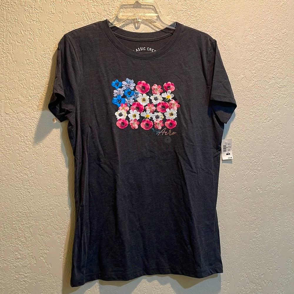 NWT Aeropostale classic crew tee
